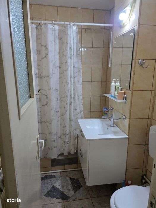- Apartament 3 camere confort 1 decomandat, Plantelor, etaj 10/10.