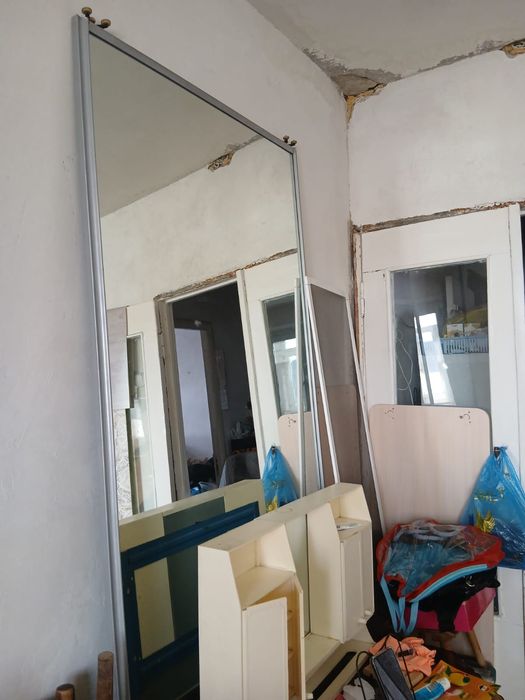 Дверь зеркальная для шкаф купе