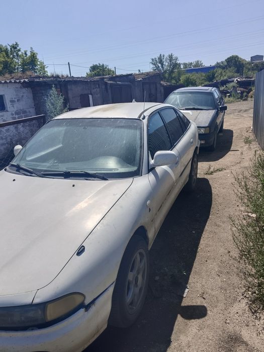Продам машину на запчасти