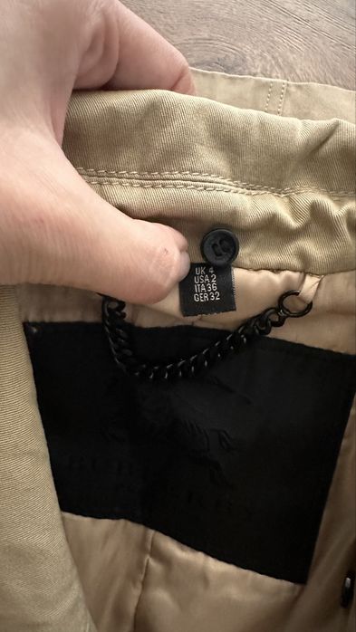 Оригинален дамски тренчкот Burberry