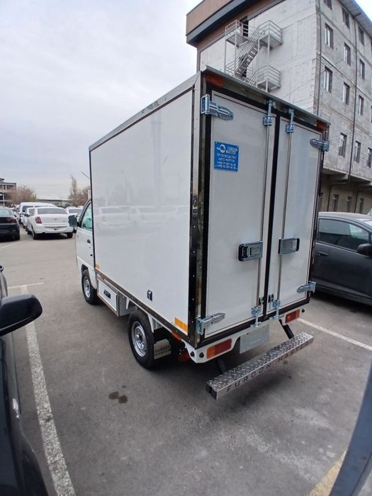 Labo uchun furgon yasash va ornatish