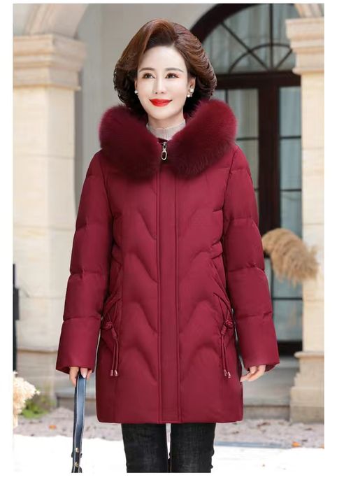 Зимняя женская куртка