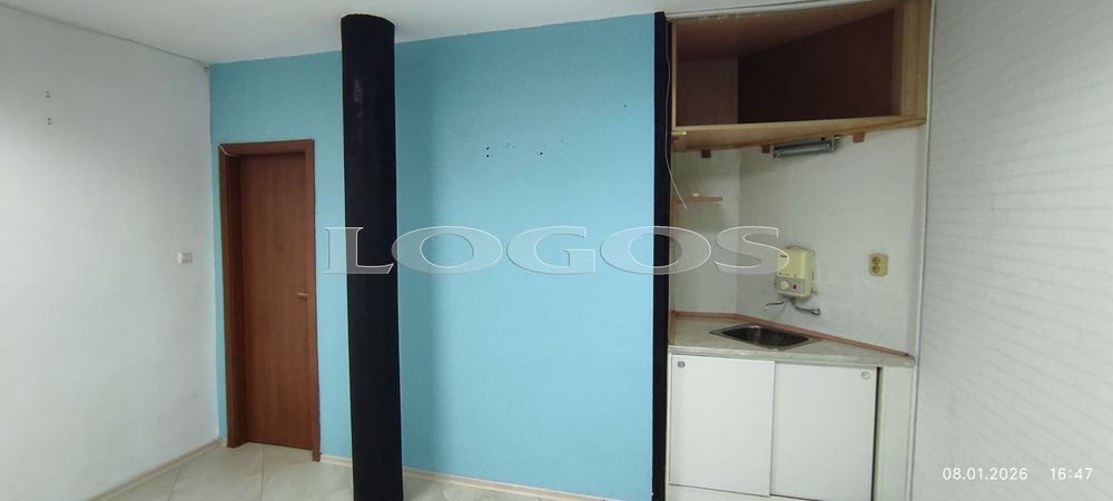 Офис в Варна-Колхозен пазар площ 43 цена 260