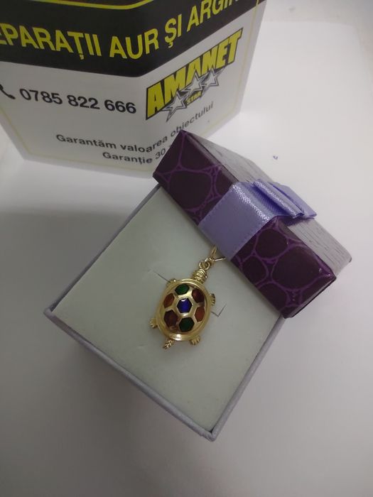 Pandantiv broscuta aur(efn)