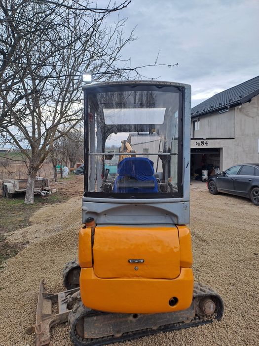 Execut lucrări cu excavator 1.8 t | Experiență 10 ani. pe judetul timi