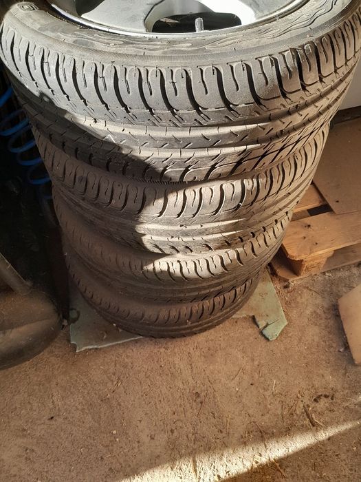 Джанти с гуми 15 4×114.3