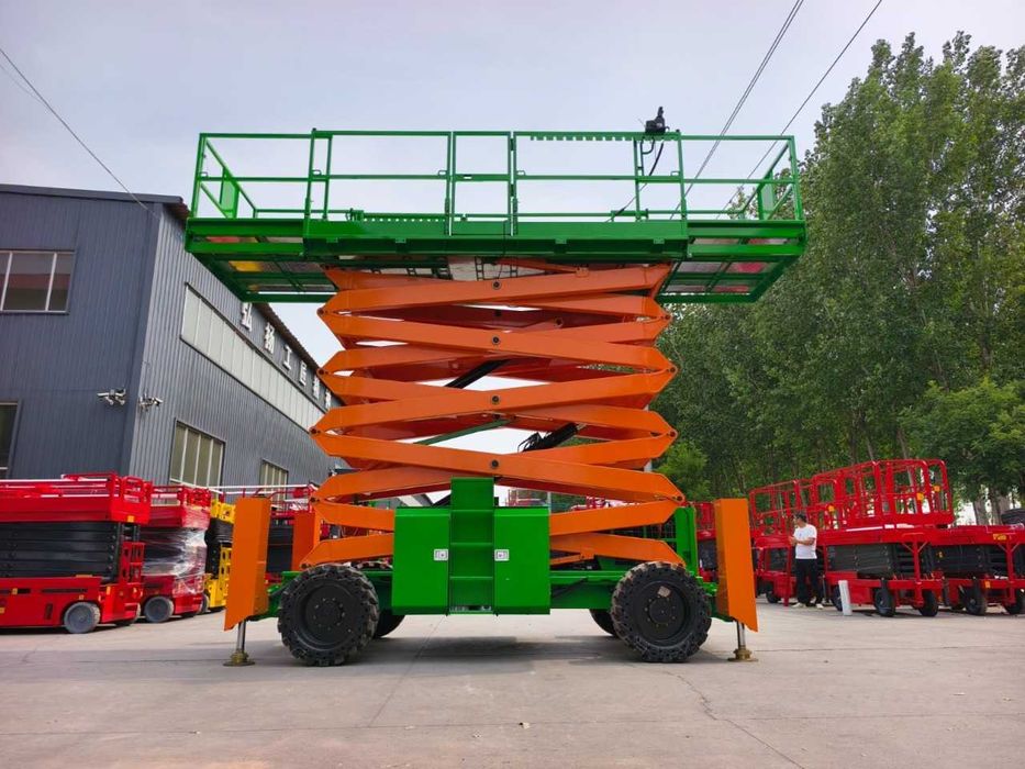 Ножничный самоходный электрический и дизельный подъемник