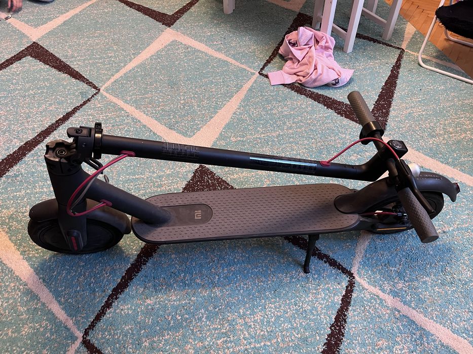 Trotineta electrica XIAOMI M365