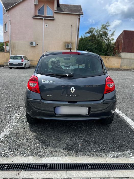RENAULT Clio