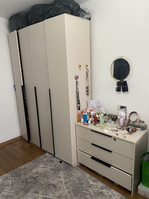 Шкаф для одежды .