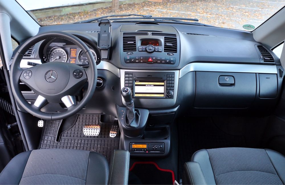 Mercedes Viano 3.0 V6-Usi Electrice-Clima fata+spate-BiXenon-RAR/Carte