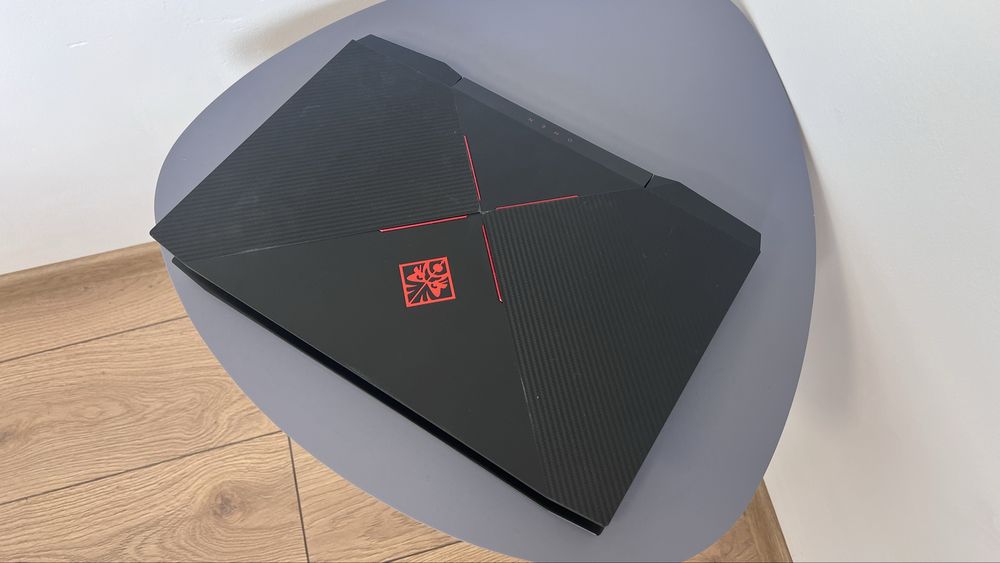 Laptop gaming HP Omen 15 i7 Gen7 / GTX – DEFECT – pentru piese / reparație