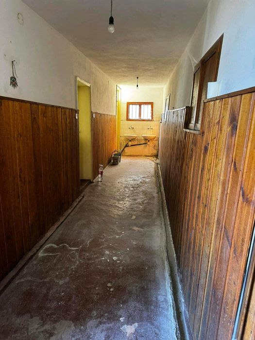 Продава се Къща в Троян - 300 кв.м за 187 €/кв.м - Снимка #4