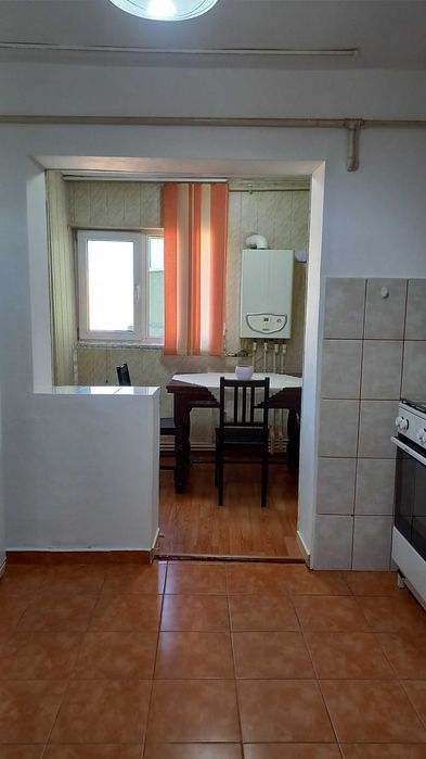 Inchiriez apartament 2 camere