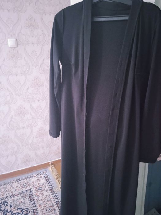 Продам вещи почти все новые кофты свитера кардиганы