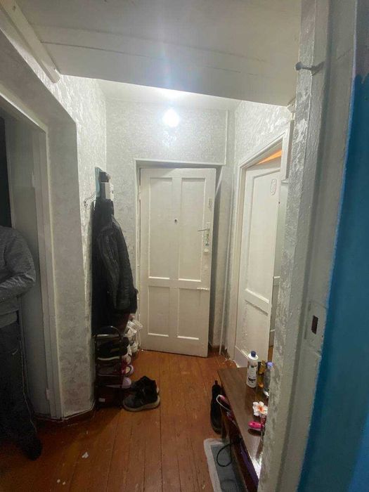 СРОЧНО !! Продаётся квартира в Яшнабаде 1/4/4 ( 30 кв/м ) Авиасозлар 3