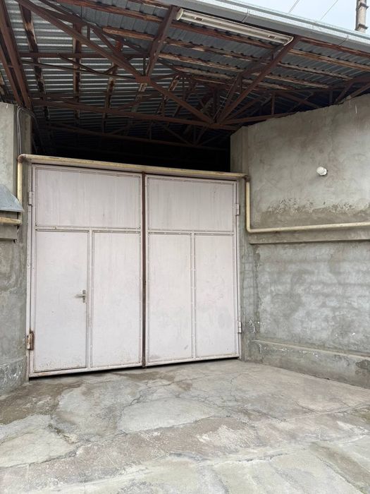 Сдаётся помешения под офиса или для швейного цеха.