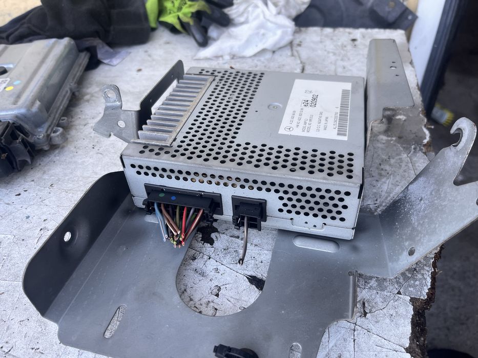 Усилвател Mercedes S class W221