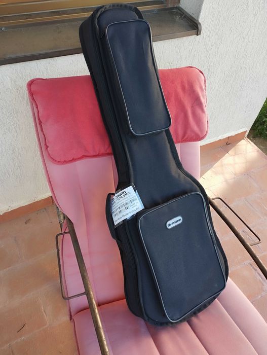 Set chitara electrica pentru copii Squier Mini Stratocaster