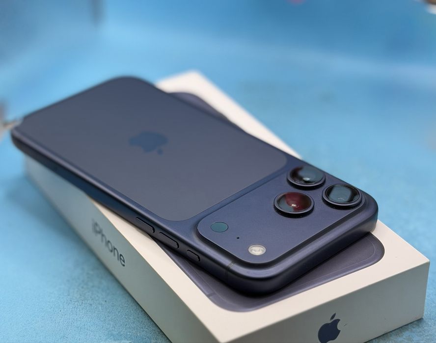 ГАРАНЦИОНЕН!!! APPLE iPHONE 17 Pro Max, 256GB, 5G, Deep Blue