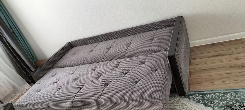 Продам диван в отличном состоянии