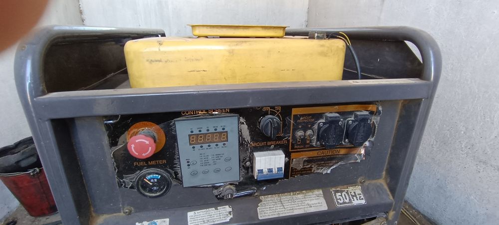 Генератор Kipor KDE 16