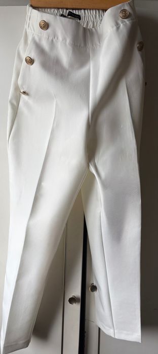 Costum Zara alb nou cu etichetă S