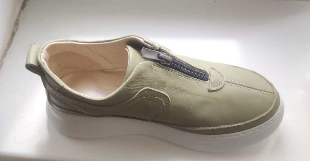 Продам обувь