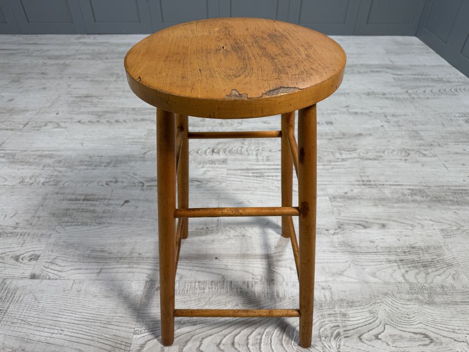 Винтидж високи табуретки - бар стол Р258, Р338, Г360