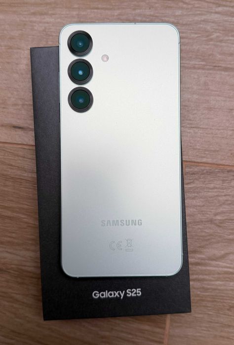 Samsung Galaxy S25 5G 256GB