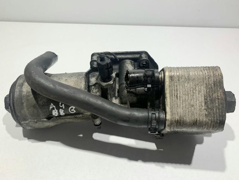Carcasa filtru ulei / termoflot Audi A4 8K2, B8 045115389K 2.0 tdi cag