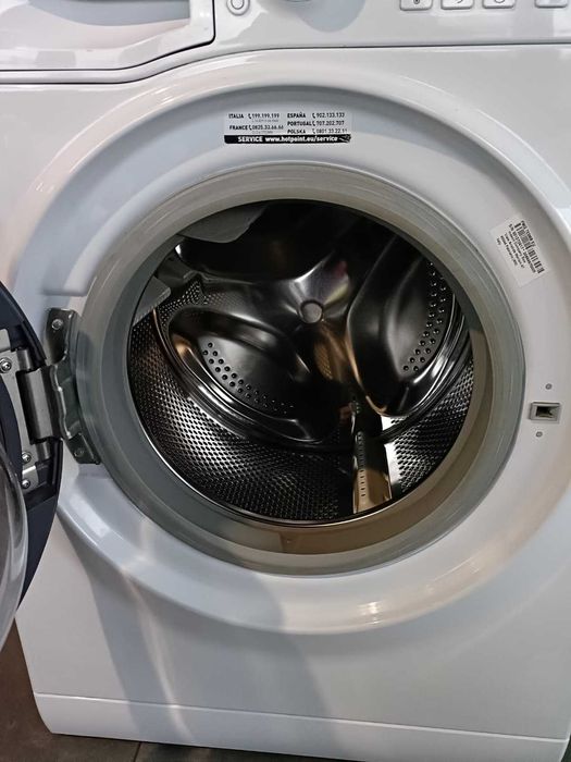 Masina de spalat rufe Ariston 1200 rpm program scurt de spalare