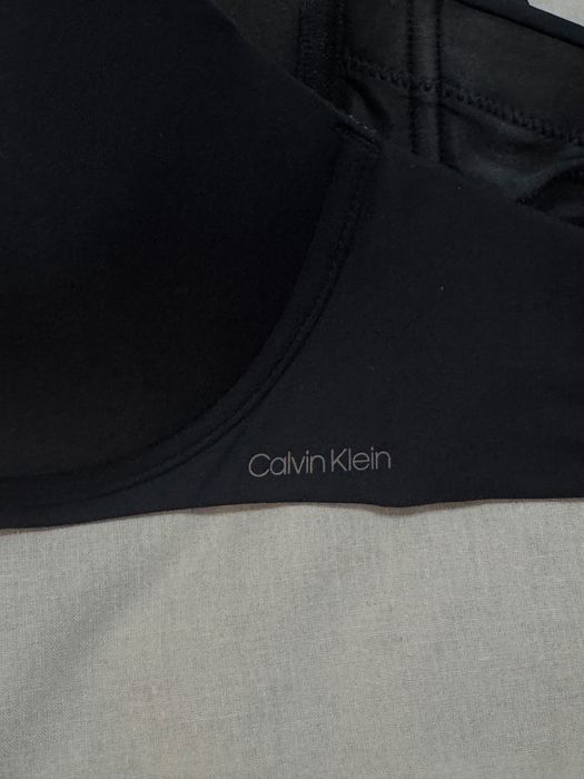Calvin Klein нов сутиен