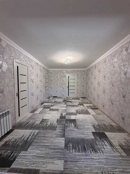 Продаю квартиру Яшнабадский р-он Авиасозлар-4, 3-х ком 1-этаж 68м2