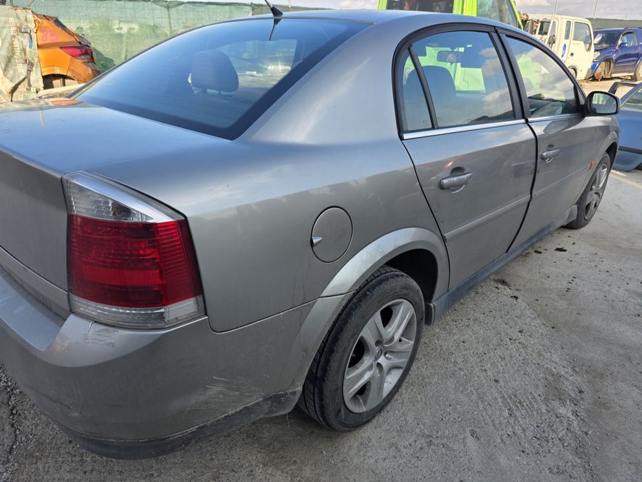Dezmembrez Opel Vectra c 1.8i 1.9cdti 2.2i