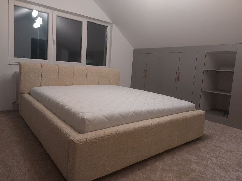 Paturi Tapitate Chesterfield