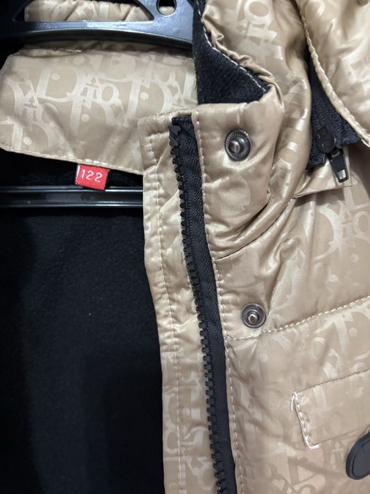 Продам пуховик на девочку!