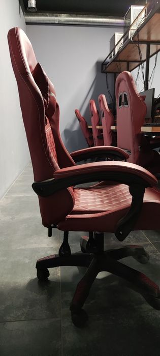 Продам компьютерные стулья