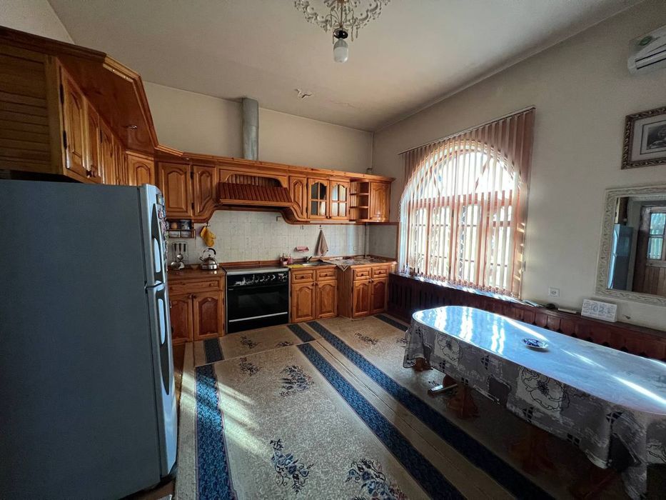 13 sotix hovli sotiladi