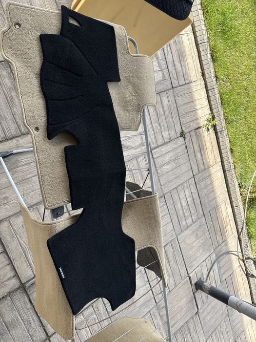 Накидка на панель Toyota Rav4