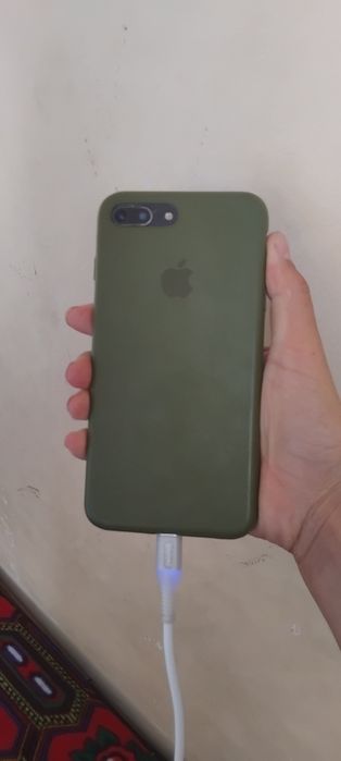 Iphone 8 plus 64 XOTIRA