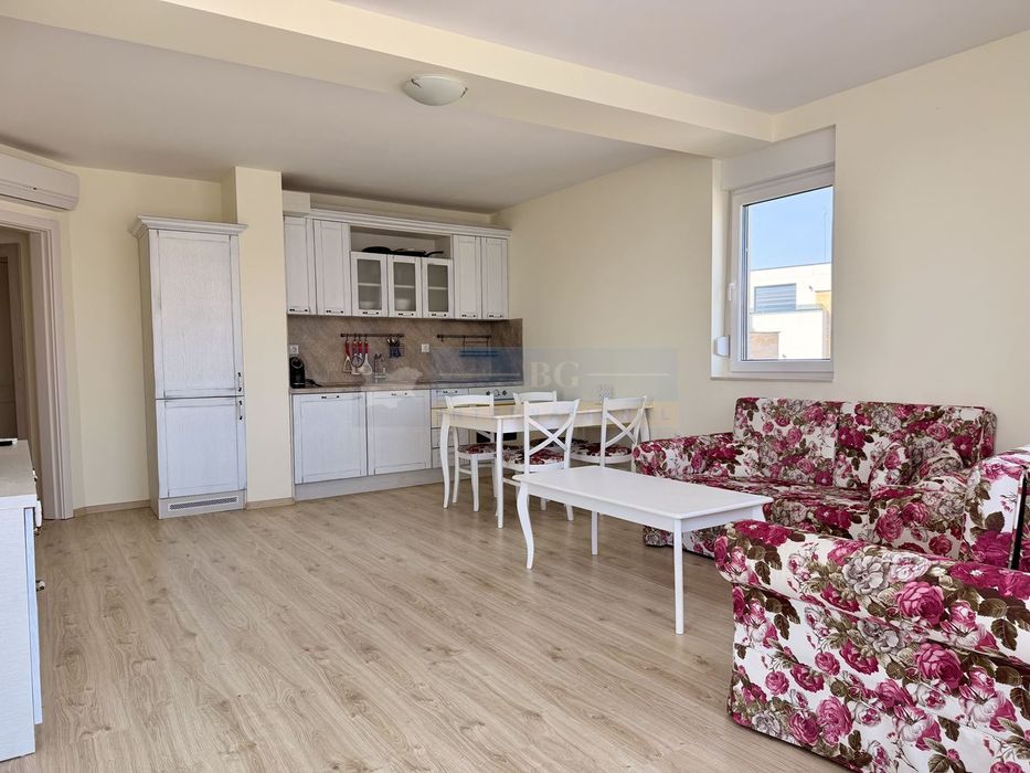 Дава се под наем Двустаен апартамент в Черноморец - 75 кв.м за 1595.79 € - Снимка #5