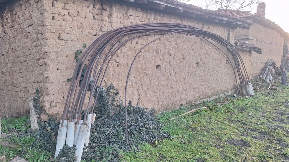 Оранжерия  ферми от тръби 6 метра широки 16 броя