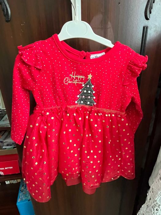 Коледна рокля за 6-9 месеца и бонус подарък