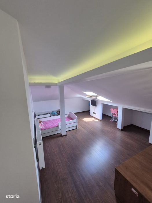 Apartament 3 camere, Bulevardul Decebal, mobilat, gata de utilizare