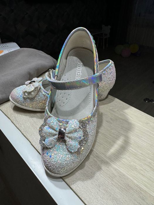 Туфли нарядные для девочки