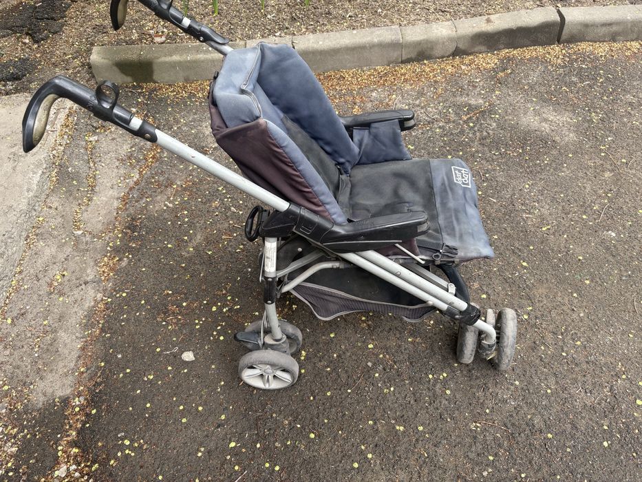 Детская коляска