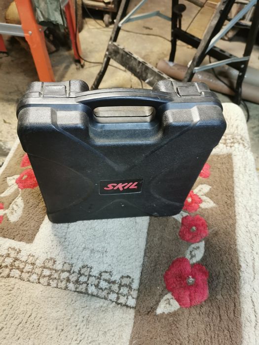 Винтоверта е комлект с куфар