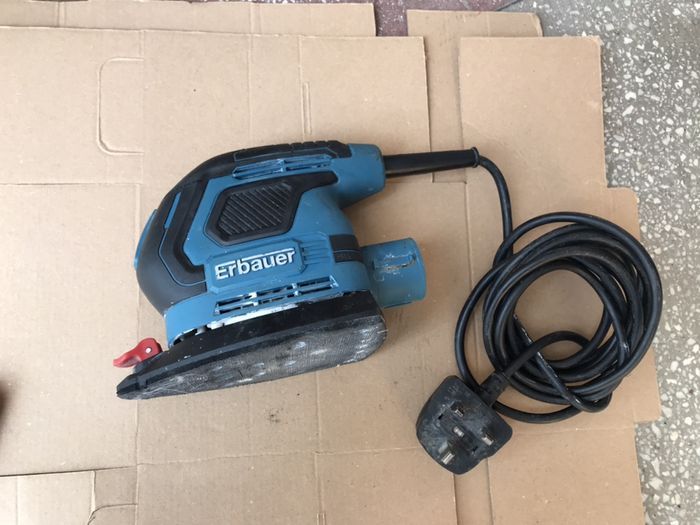 Masina de polisat si slefuit 160W Erbauer EDSL 160