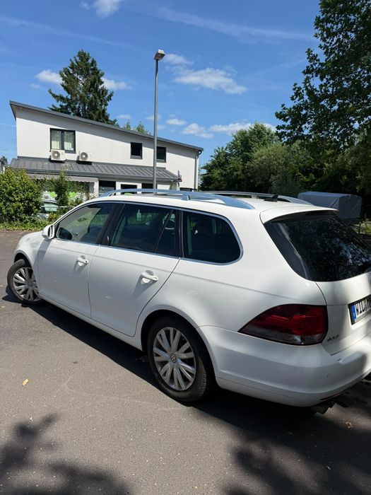VOLKSWAGEN Golf 2011 — imagine 2